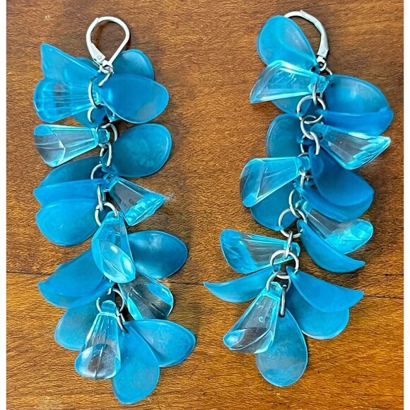 Bead Earrings Pierced Dangle Blue Chunky Plastic Cone Silver Lever Hook 4in Drop - Picture 1 of 2